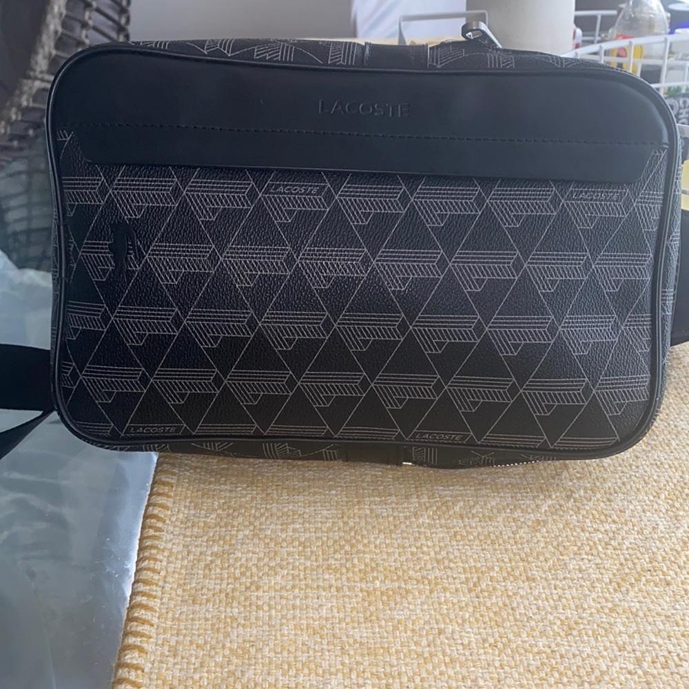 Lacoste men’s crossbody bag
